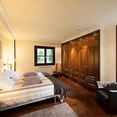 Elegant In San Sebastian Area Villa Oiartzun